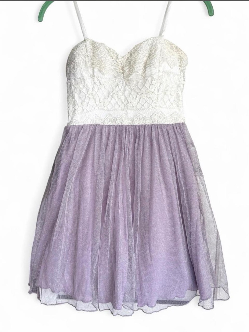 City Triangles White Lace Bodice with Lavender Tulle Prom Dress Size: 1 (Junior)
